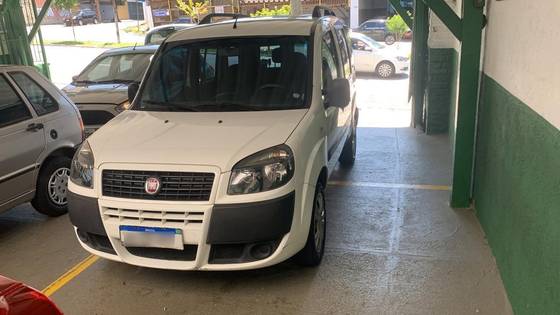 FIAT DOBLÒ 1.8 MPI ESSENCE 7L 16V FLEX 4P MANUAL FIAT DOBLÒ 1.8 MPI ESSENCE 7L 16V FLEX 4P MANUAL